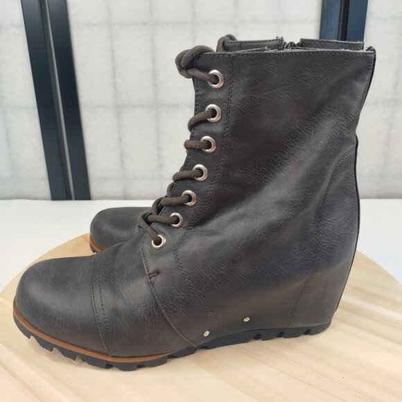 Union Bay Sassy-U Ankle Dark Gray Greenish Ankle Wedge Boots Women US 10 - Picture 4 of 14